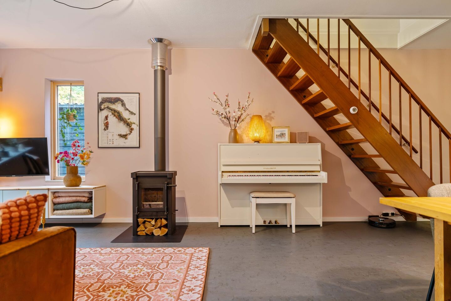 Tussenwoning te koop: Jensemaheerd 104, Groningen