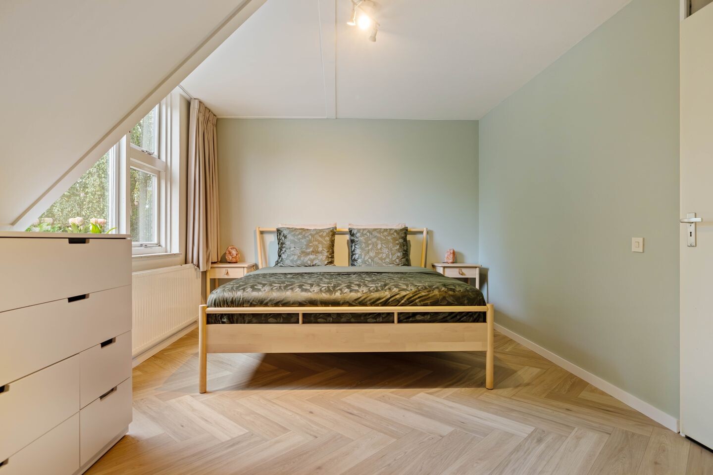 Tussenwoning te koop: Jensemaheerd 104, Groningen
