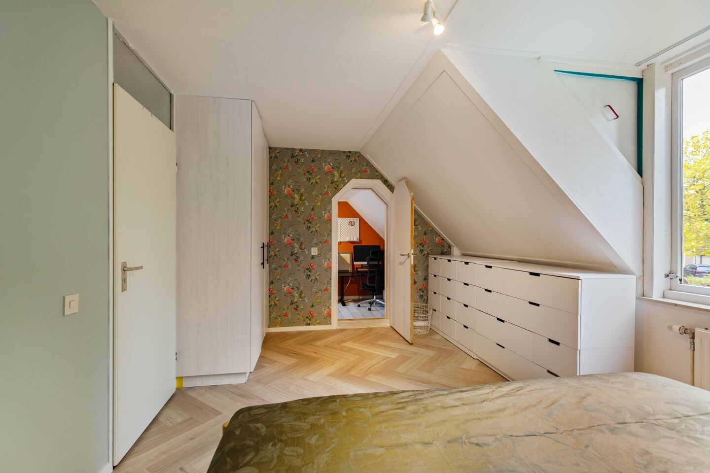 Tussenwoning te koop: Jensemaheerd 104, Groningen