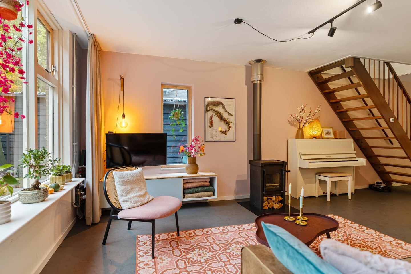 Tussenwoning te koop: Jensemaheerd 104, Groningen