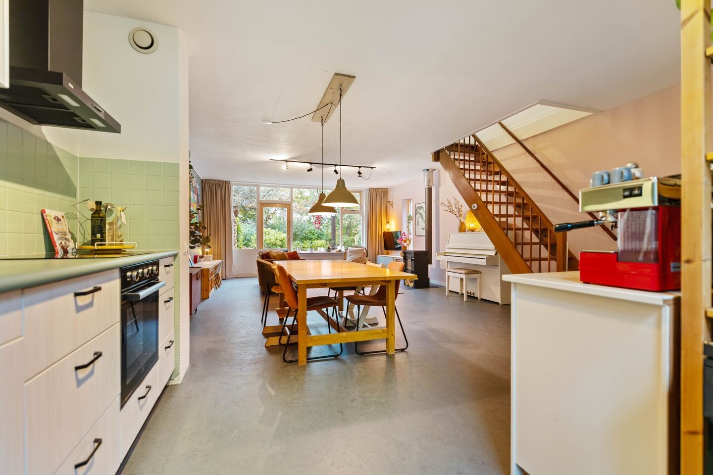 Tussenwoning te koop: Jensemaheerd 104, Groningen