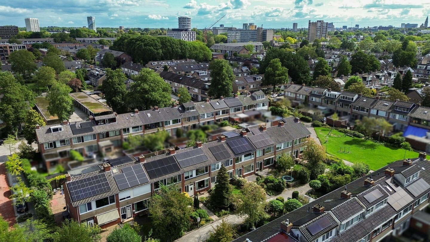 Tussenwoning te koop: Elzenlaan 54, Groningen