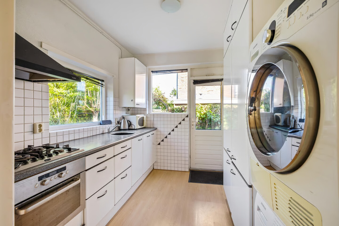 Hoekwoning te koop: Jupiterstraat 119, Groningen