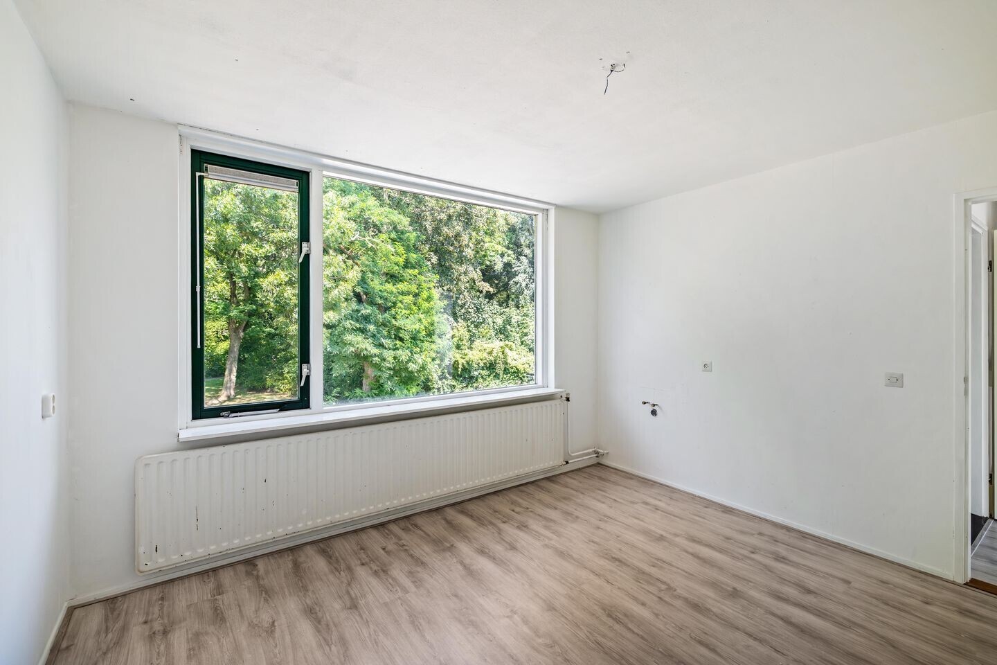 Tussenwoning te koop: Planetenlaan 228, Groningen