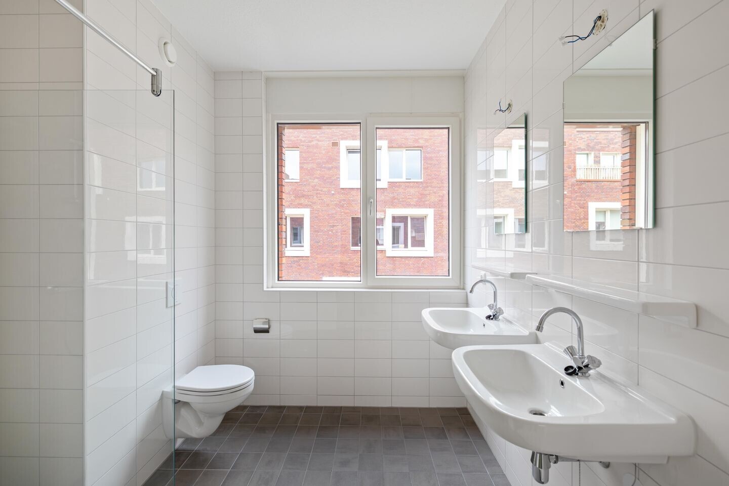 Tussenwoning te koop: Friesestraatweg 207-20, Groningen