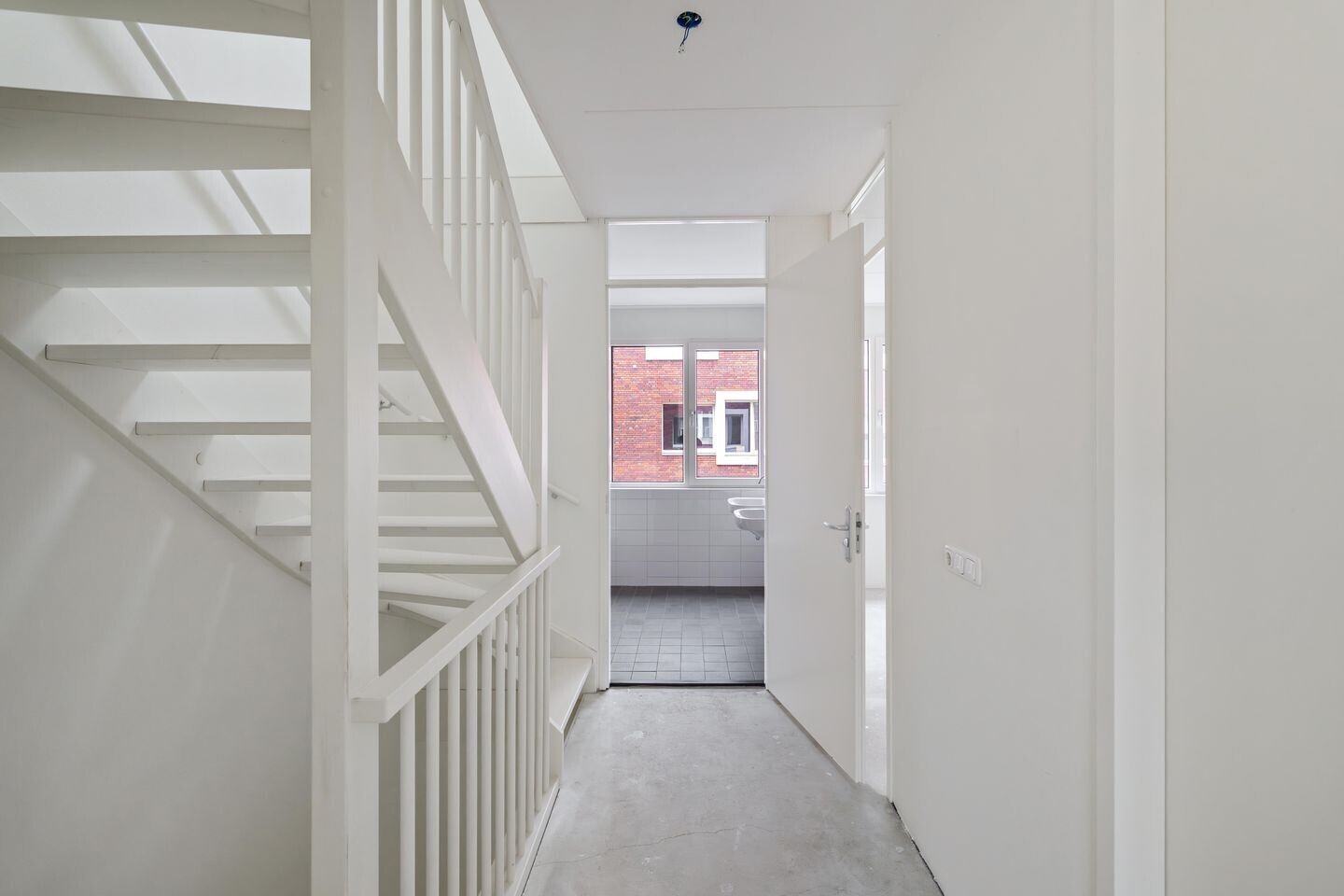 Tussenwoning te koop: Friesestraatweg 207-20, Groningen