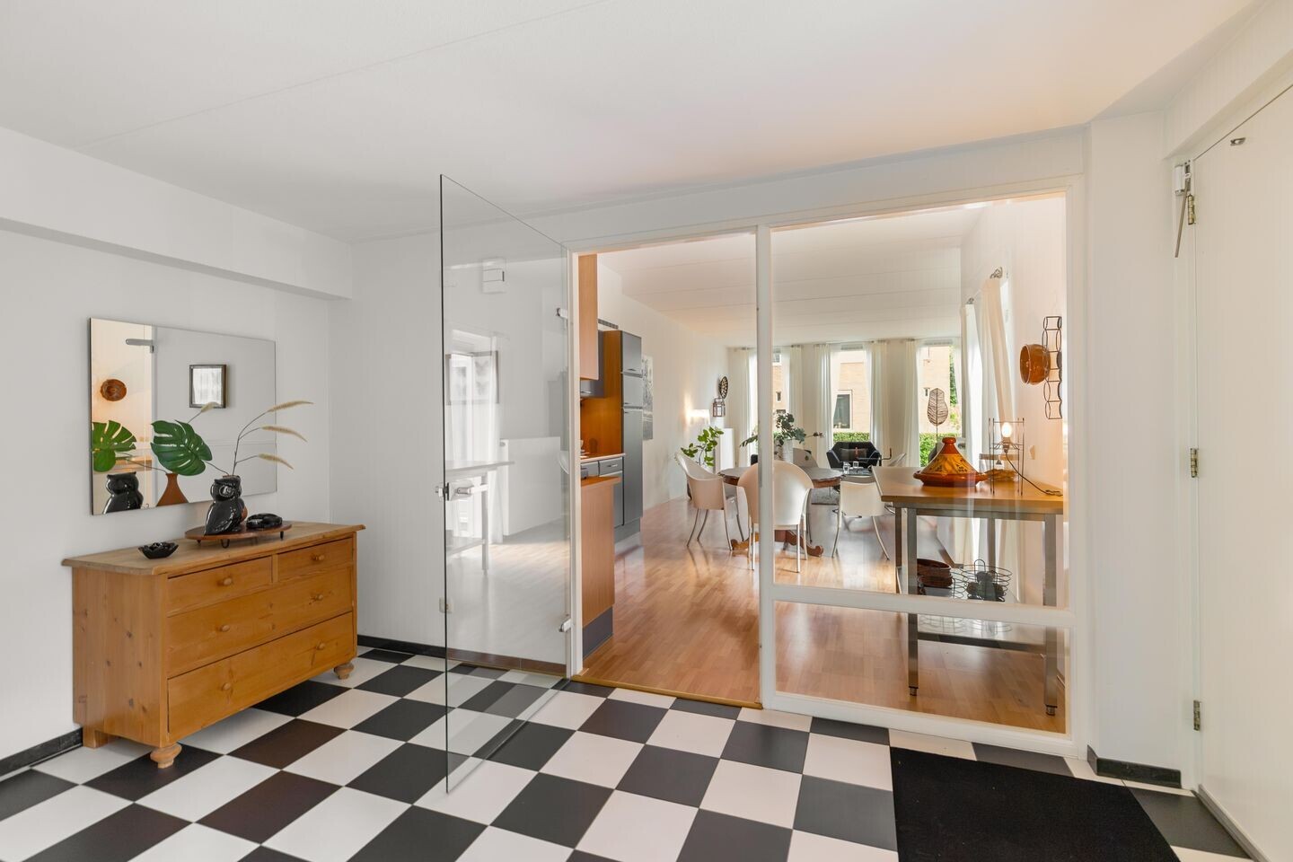 Appartement te koop: Jadestraat 92, Groningen
