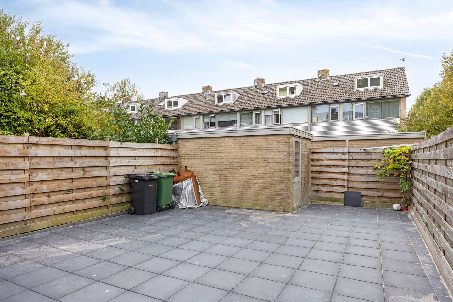 Hoekwoning te koop: Amethiststraat 1, Groningen