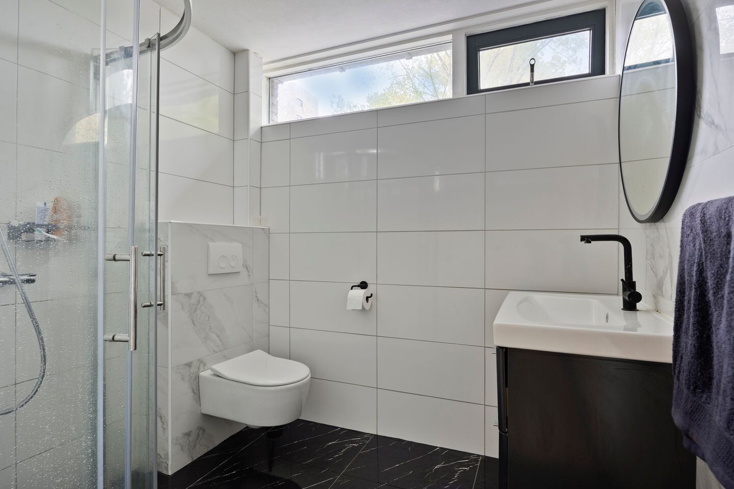 Hoekwoning te koop: Amethiststraat 1, Groningen