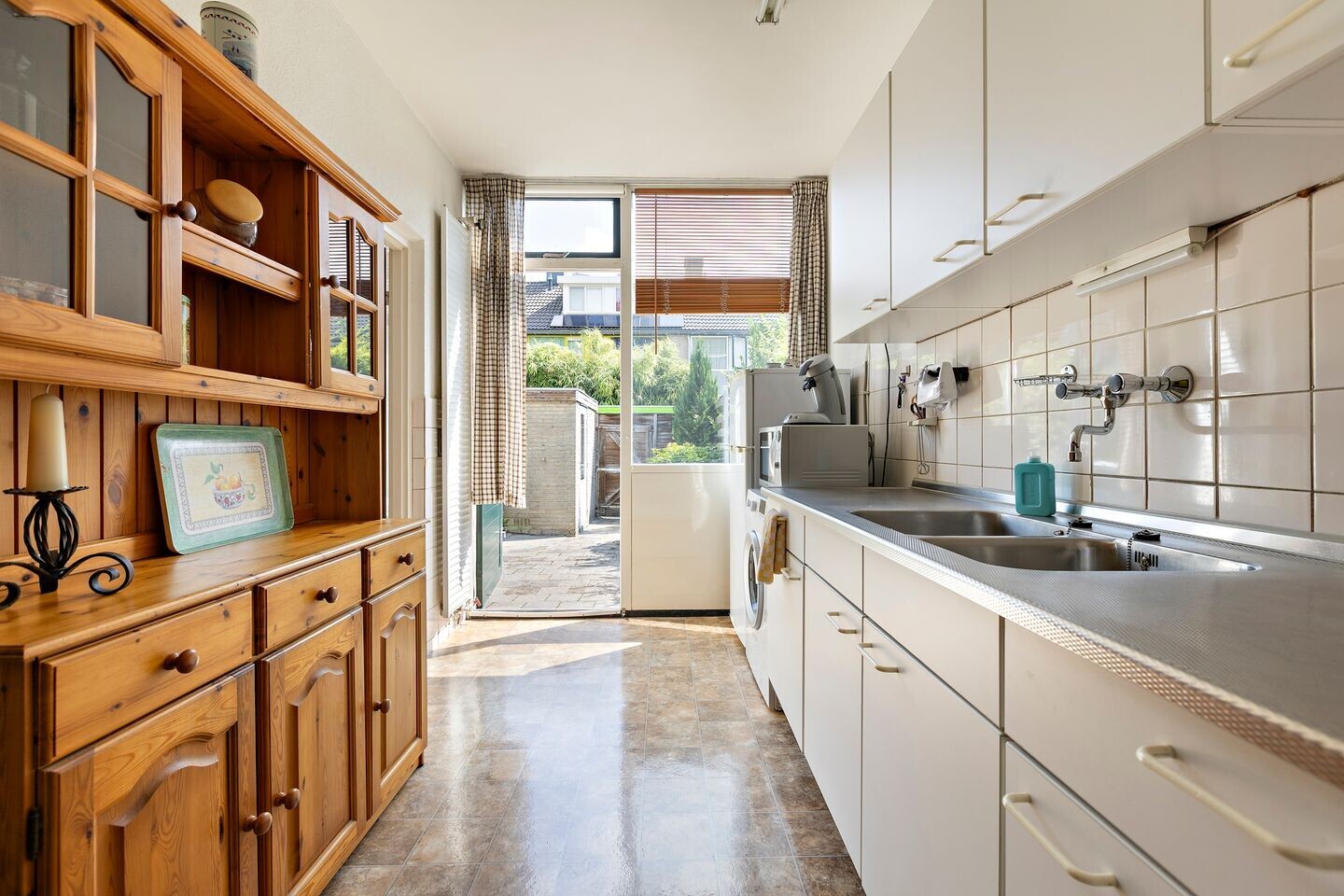 Tussenwoning te koop: Briljantstraat 395, Groningen