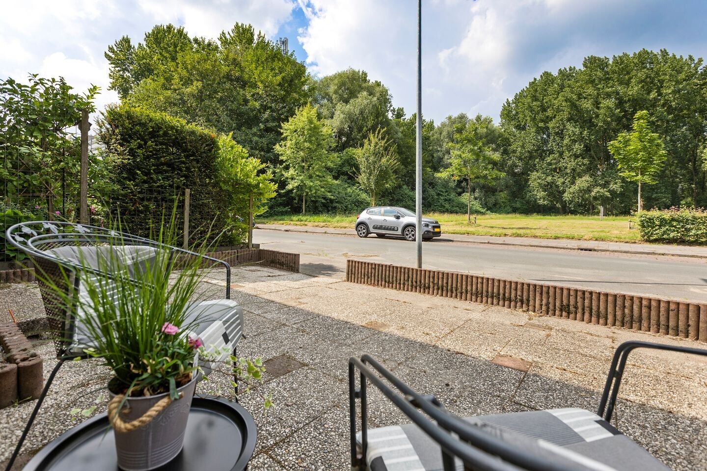 Tussenwoning te koop: Briljantstraat 395, Groningen