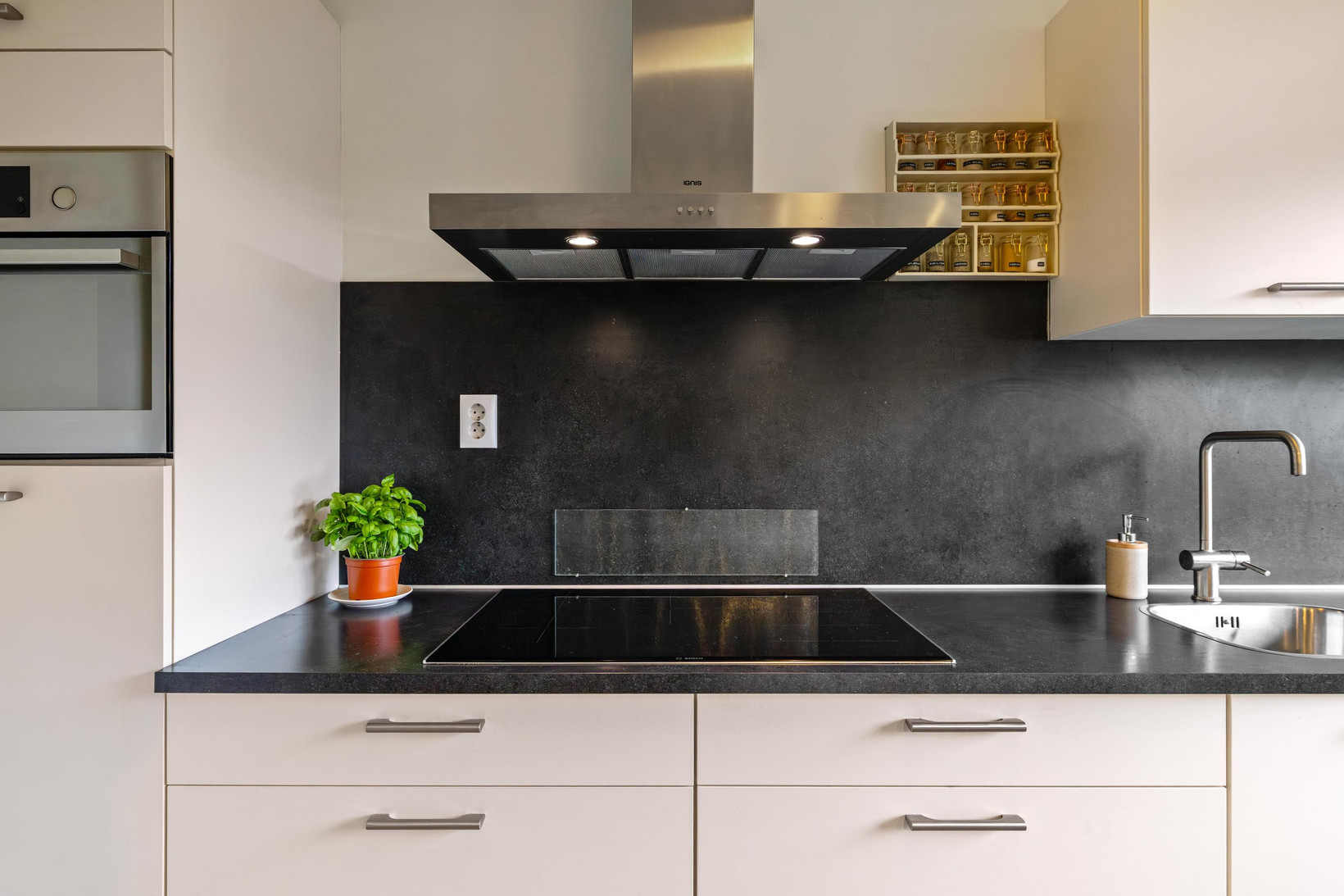 Appartement te koop: Aquamarijnstraat 33, Groningen