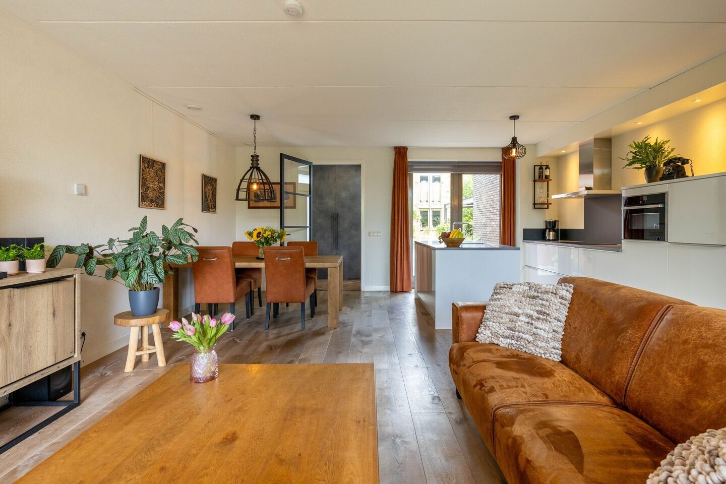 Tussenwoning te koop: Onyxstraat 36, Groningen