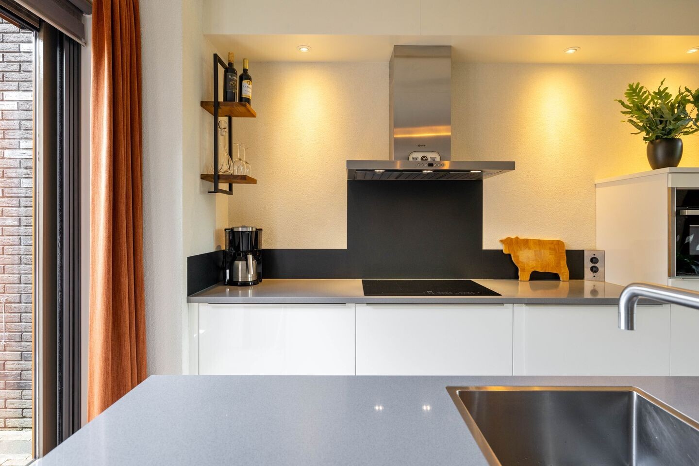Tussenwoning te koop: Onyxstraat 36, Groningen