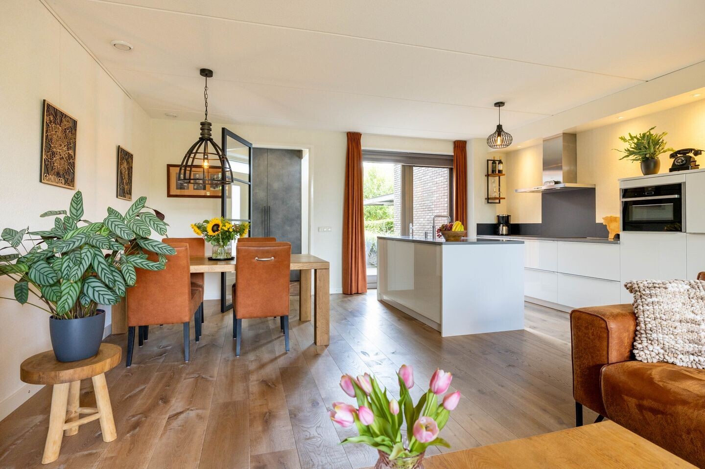 Tussenwoning te koop: Onyxstraat 36, Groningen