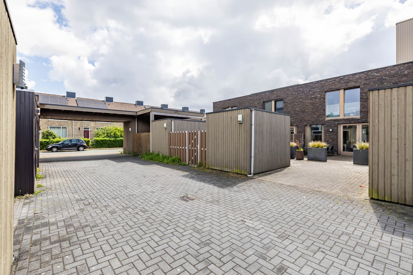 Tussenwoning te koop: Onyxstraat 5, Groningen