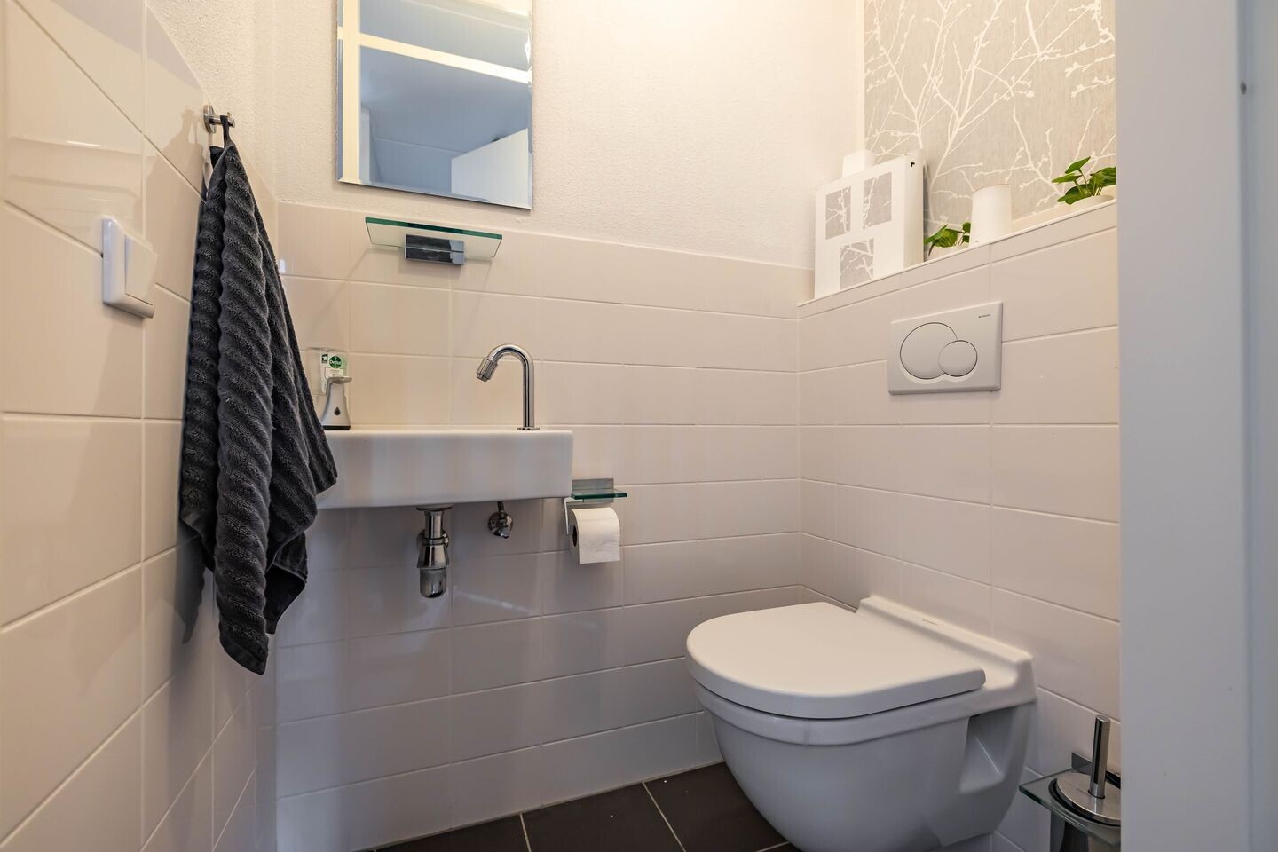 Tussenwoning te koop: Onyxstraat 5, Groningen