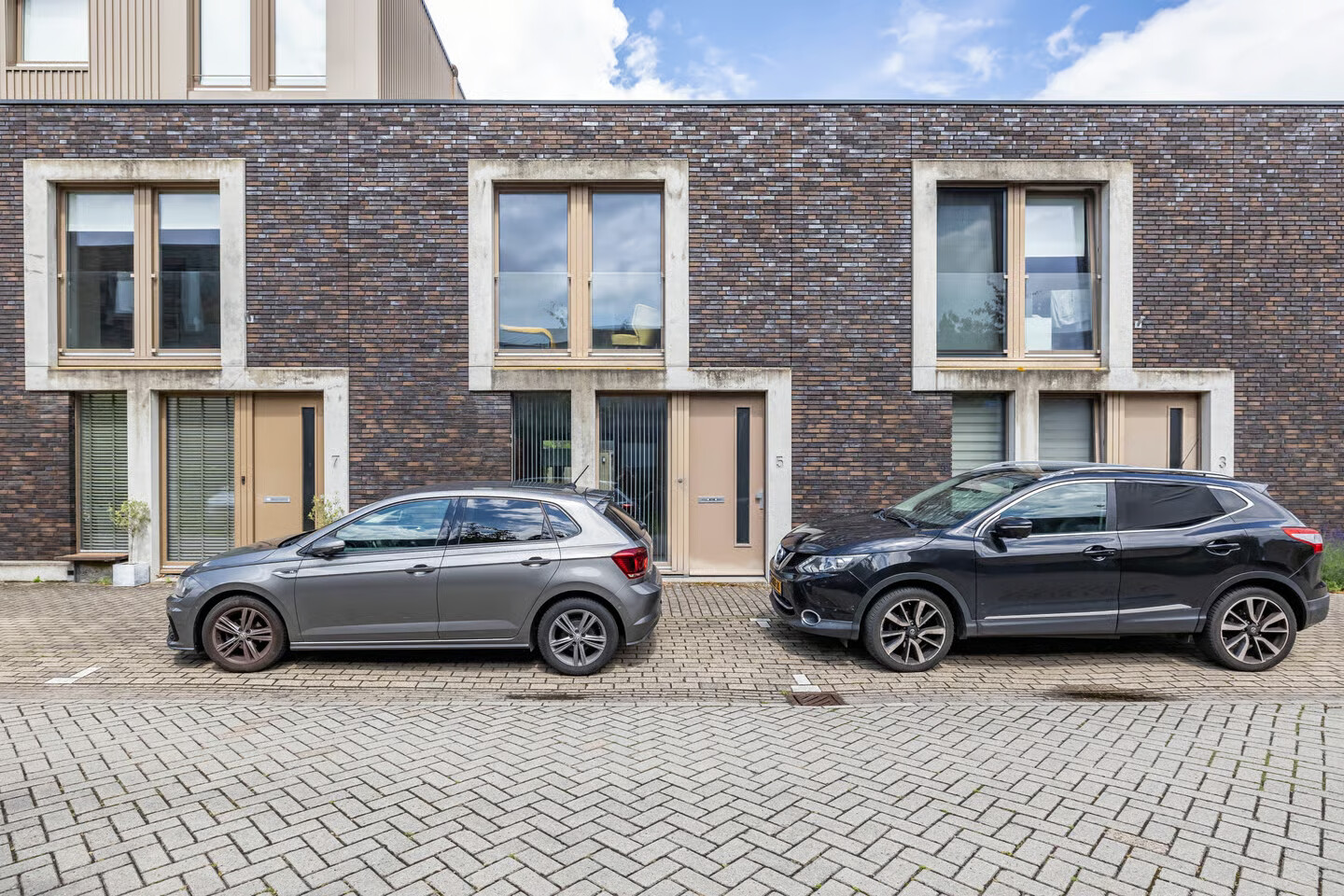 Tussenwoning te koop: Onyxstraat 5, Groningen