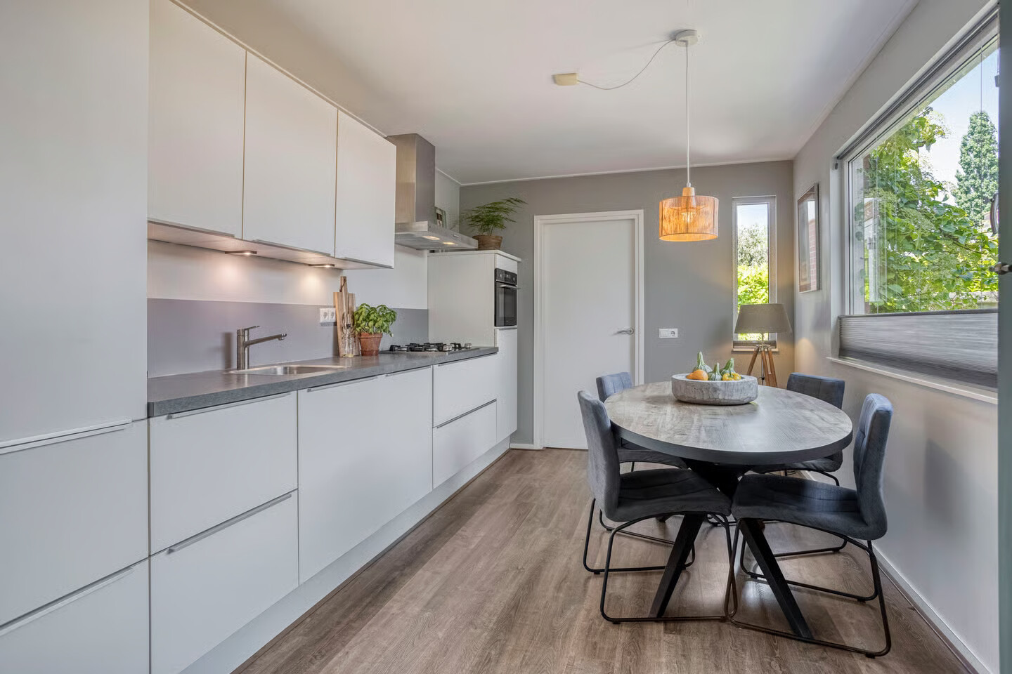 Tussenwoning te koop: Julianastraat 5, Groningen