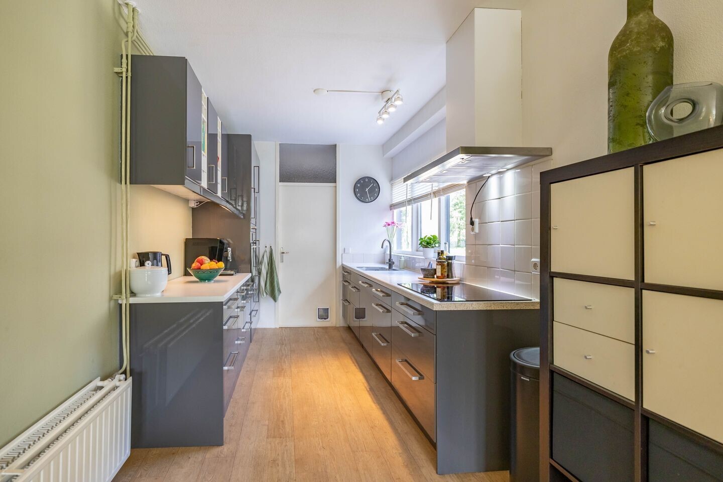 Tussenwoning te koop: Ten Oeverlaan 28, Groningen