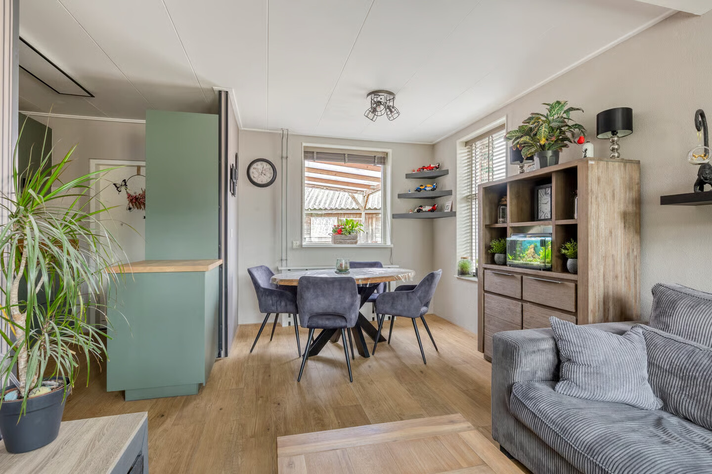 Twee-onder-één-kap te koop: Van Ewsumstraat 17, Groningen