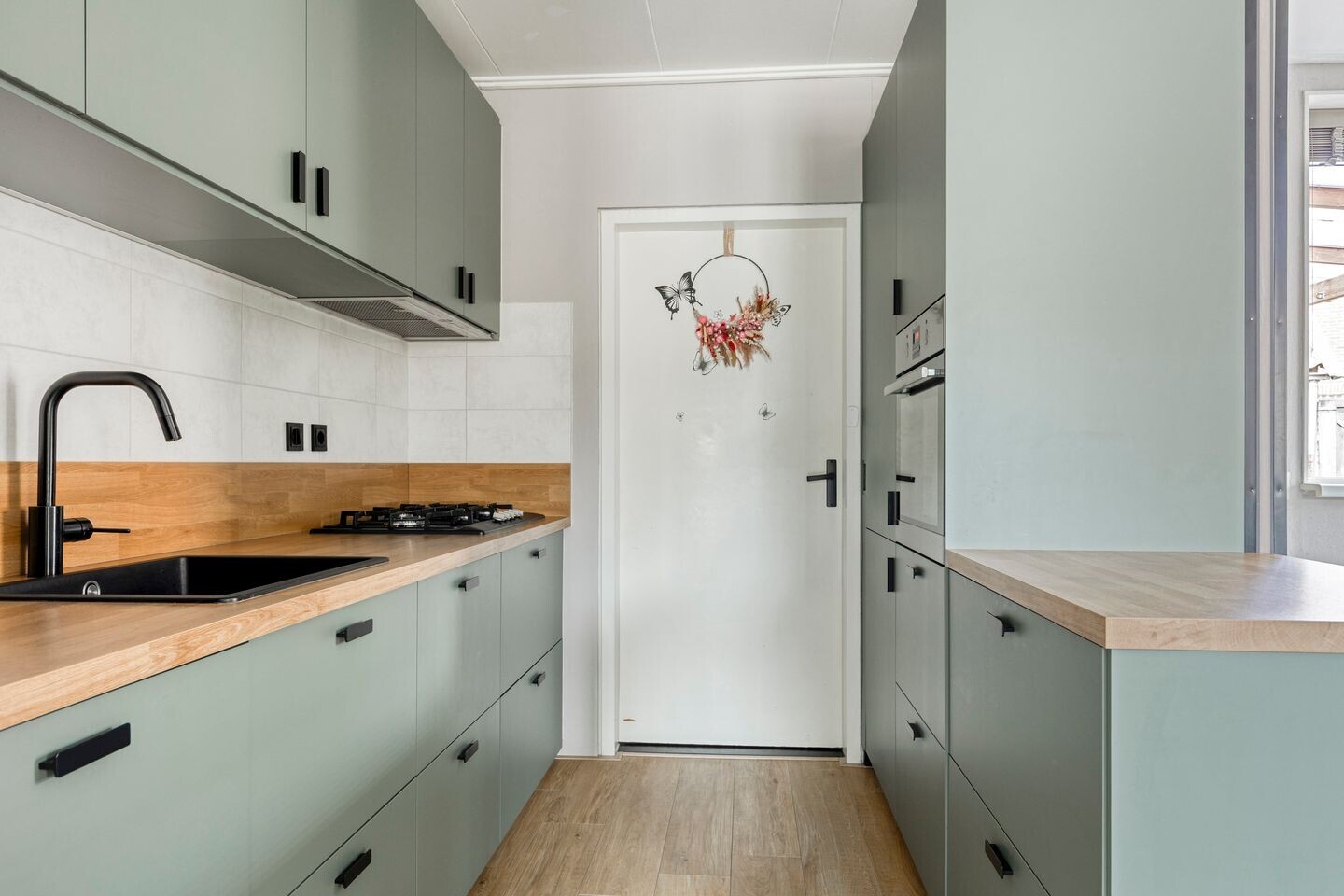 Twee-onder-één-kap te koop: Van Ewsumstraat 17, Groningen