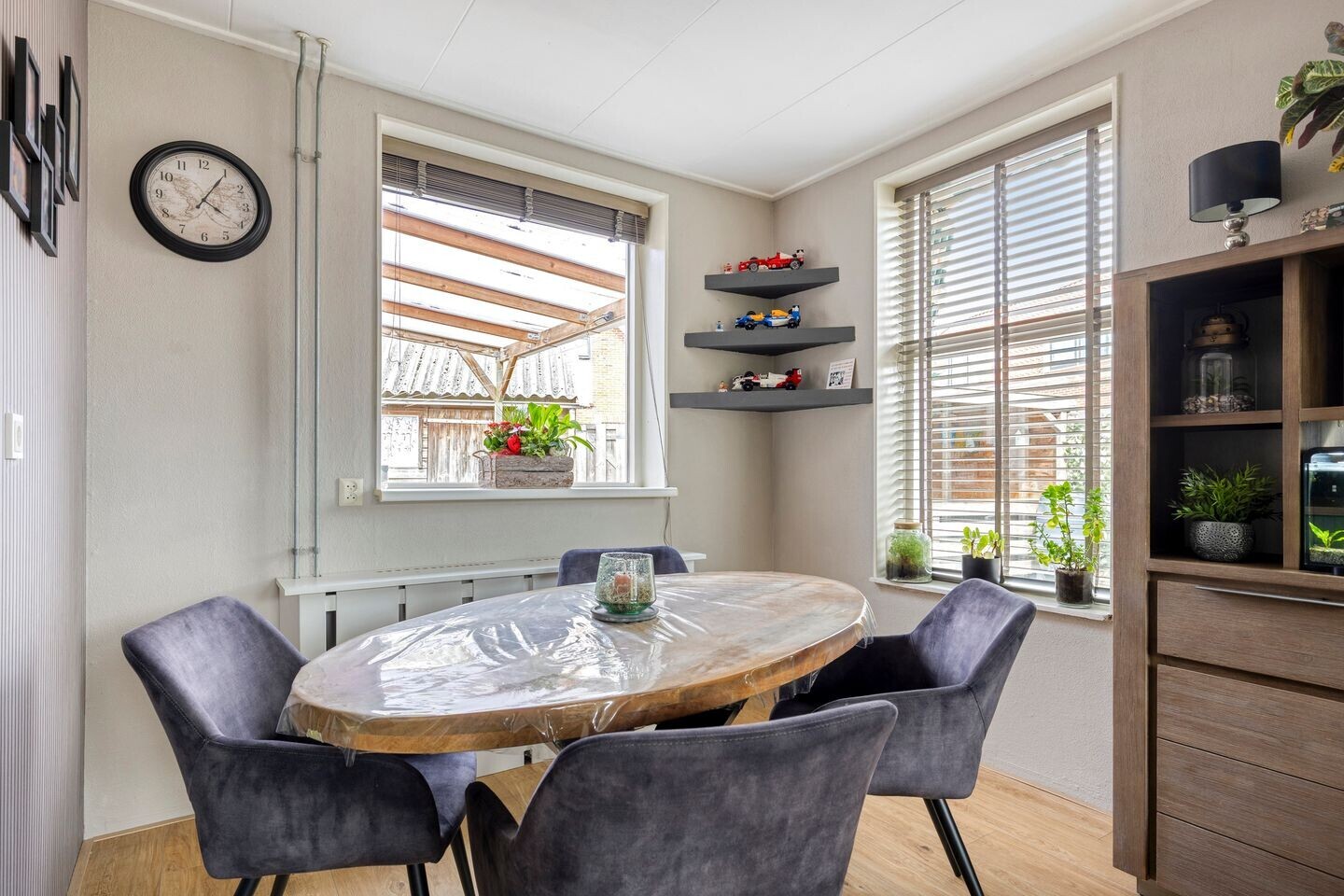 Twee-onder-één-kap te koop: Van Ewsumstraat 17, Groningen