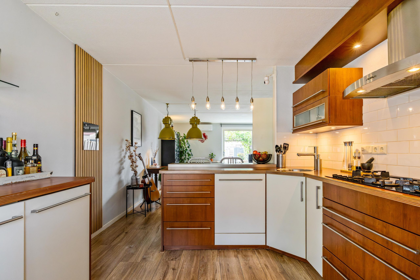 Tussenwoning te koop: Niek Engelschmanstraat 7, Groningen