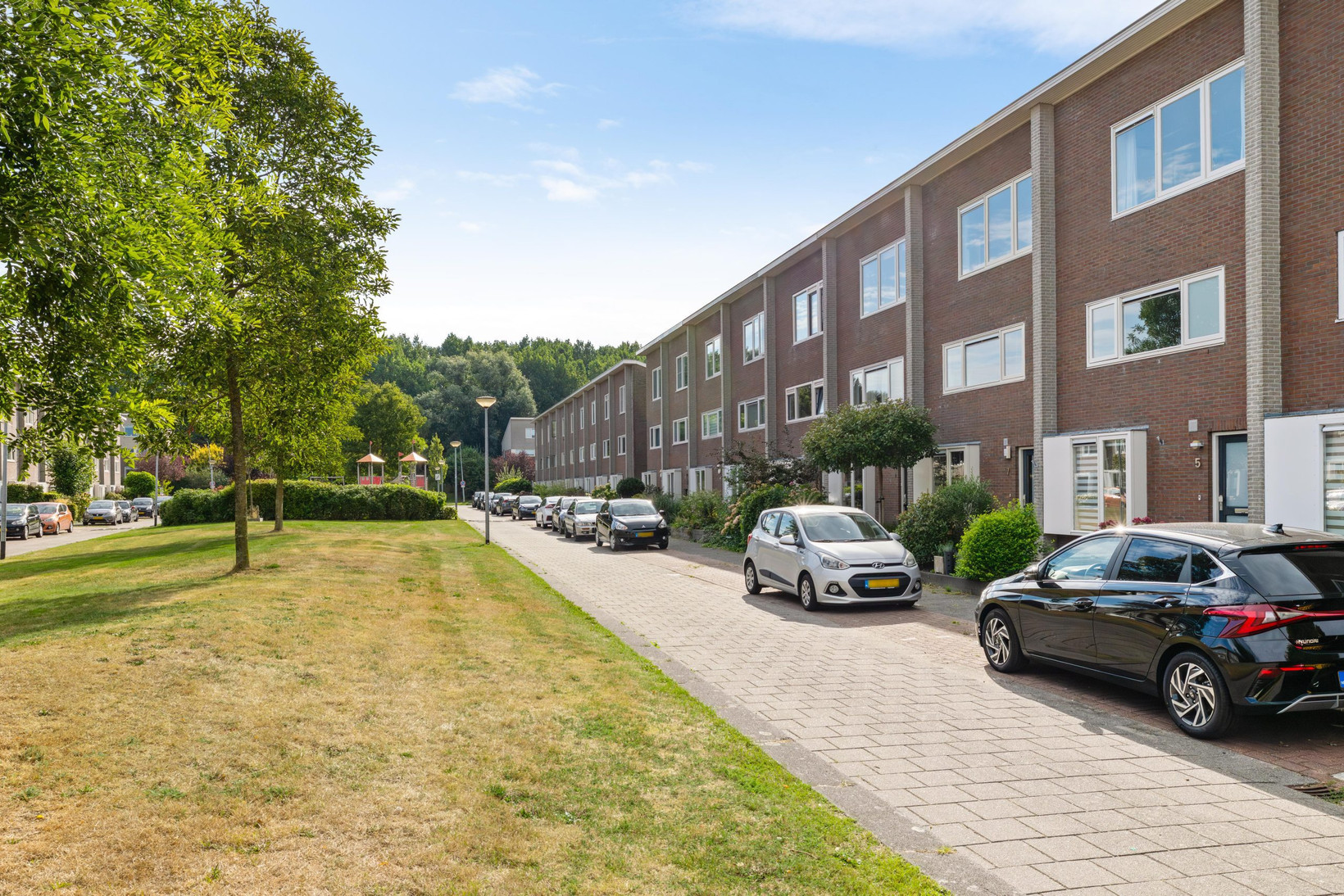 Tussenwoning te koop: Niek Engelschmanstraat 7, Groningen