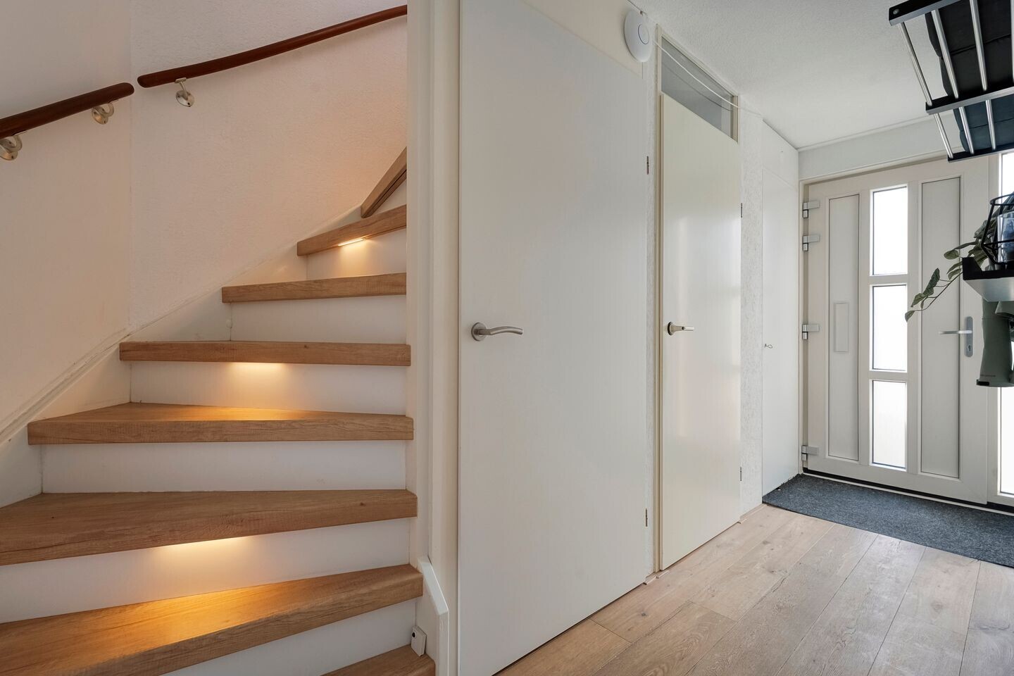 Tussenwoning te koop: Jakob Israël de Haanstraat 7, Groningen