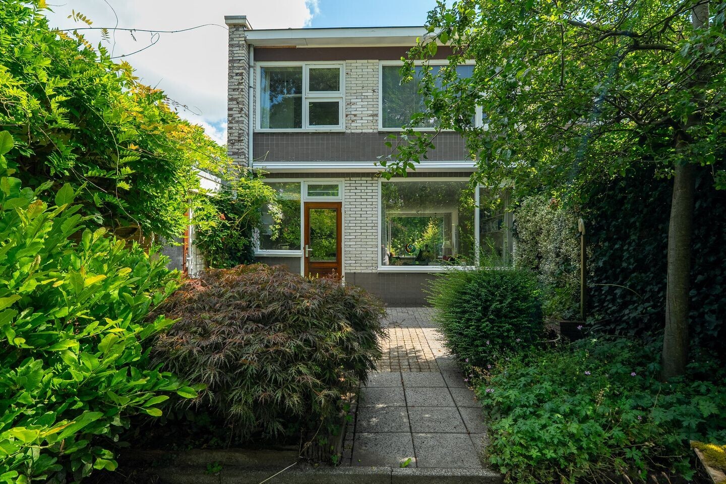 Tussenwoning te koop: Hubertushof 15, Haren Gn