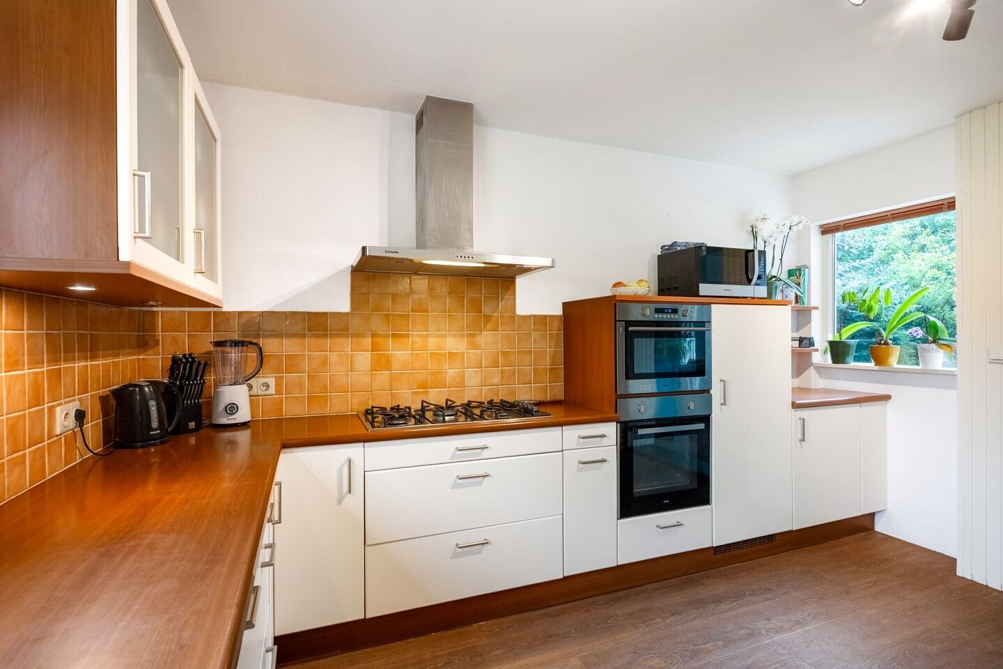 Vrijstaande woning te koop: Meidoornlaan 8, Sauwerd