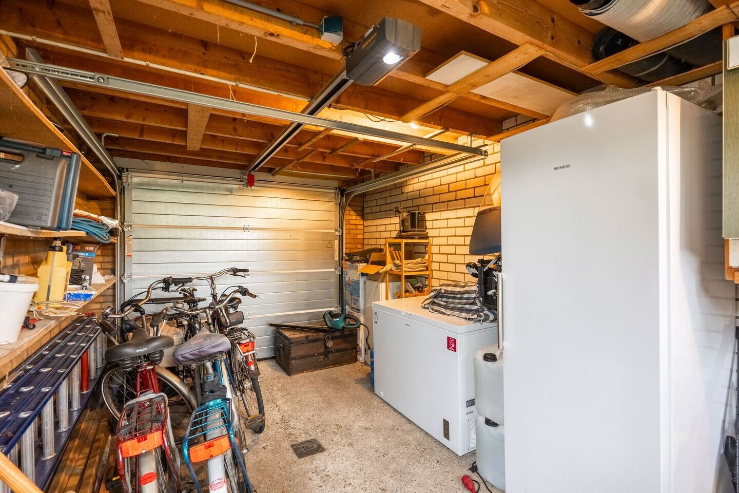 Vrijstaande woning te koop: Meidoornlaan 8, Sauwerd