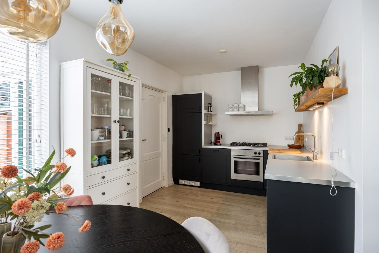 Twee-onder-één-kap te koop: trompstraat 22, Bedum