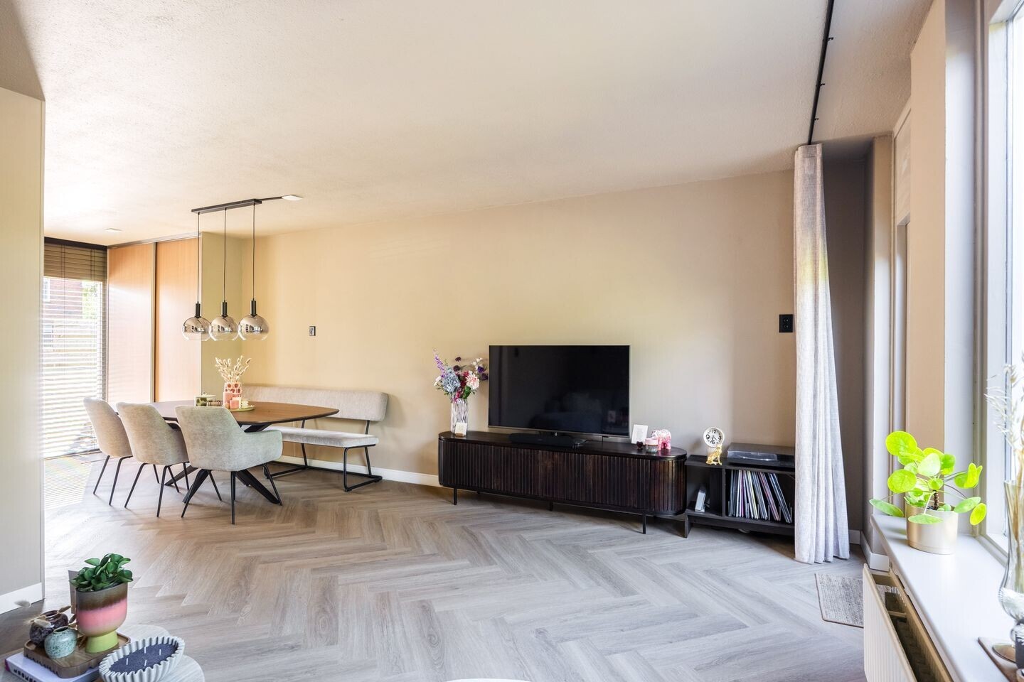Tussenwoning te koop: De Populieren 18, Bedum