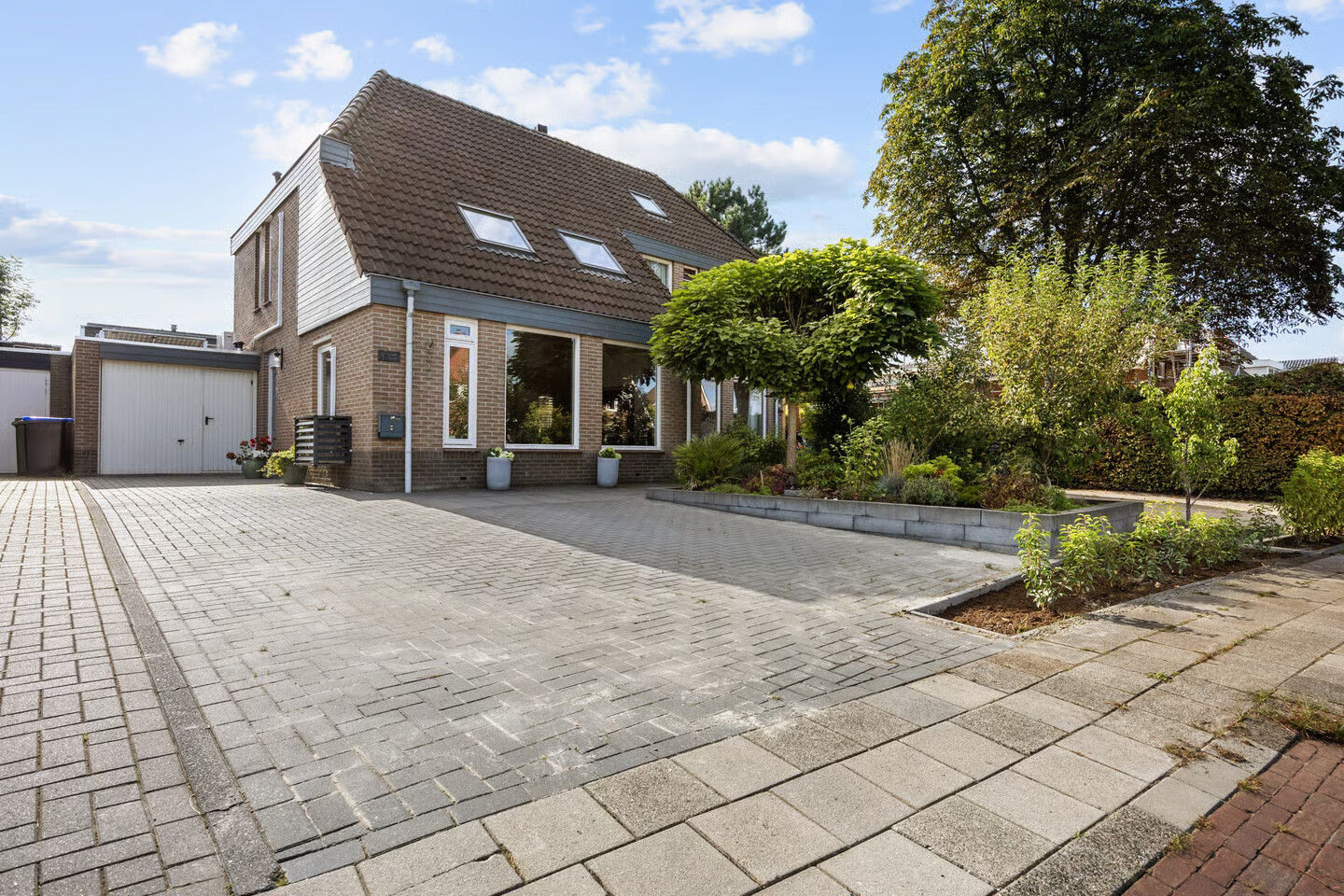 Tussenwoning te koop: boersterweg 5C, Ten Boer