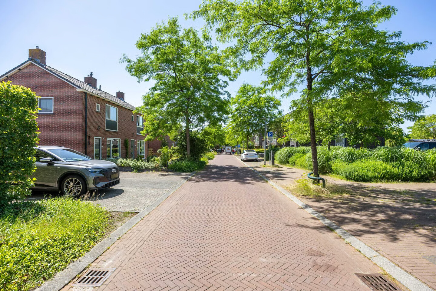 Twee-onder-één-kap te koop: Thomas van de Dijkweg 2, Zuidhorn
