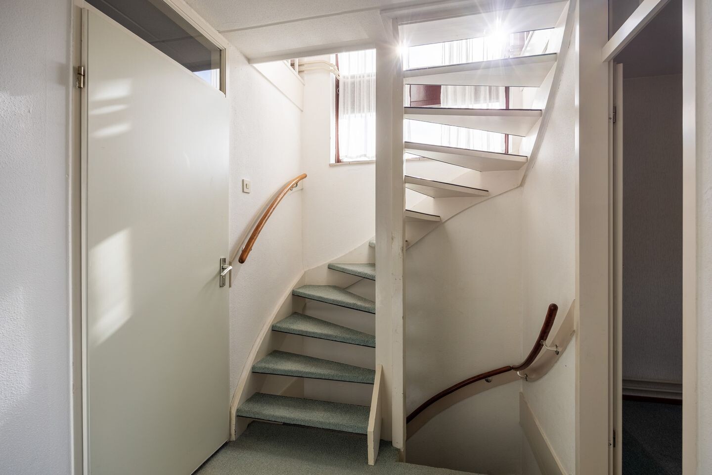 Hoekwoning te koop: van Wassenaerplein 12, Zuidhorn
