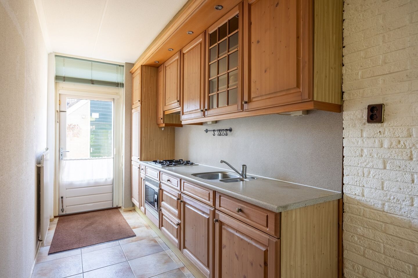 Hoekwoning te koop: van Wassenaerplein 12, Zuidhorn