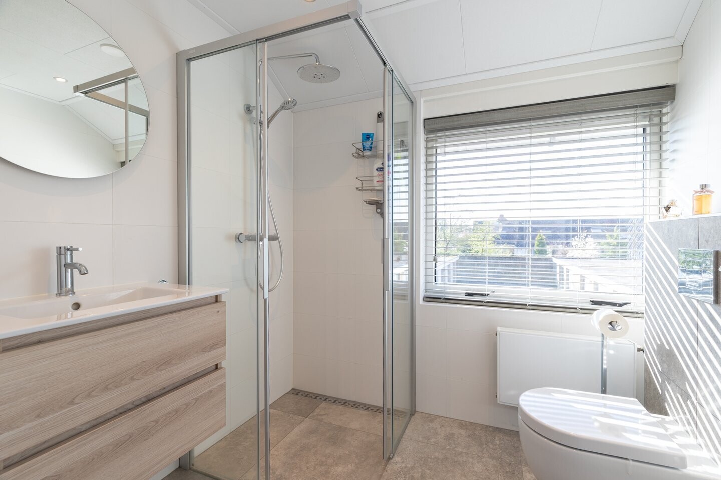 Tussenwoning te koop: Cort van der Lindenstraat 12, Zuidhorn