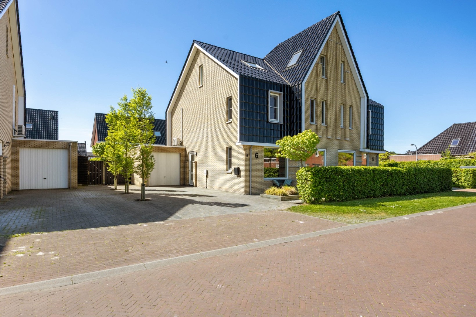 Twee-onder-één-kap te koop: Anserstraat 6, Zuidhorn