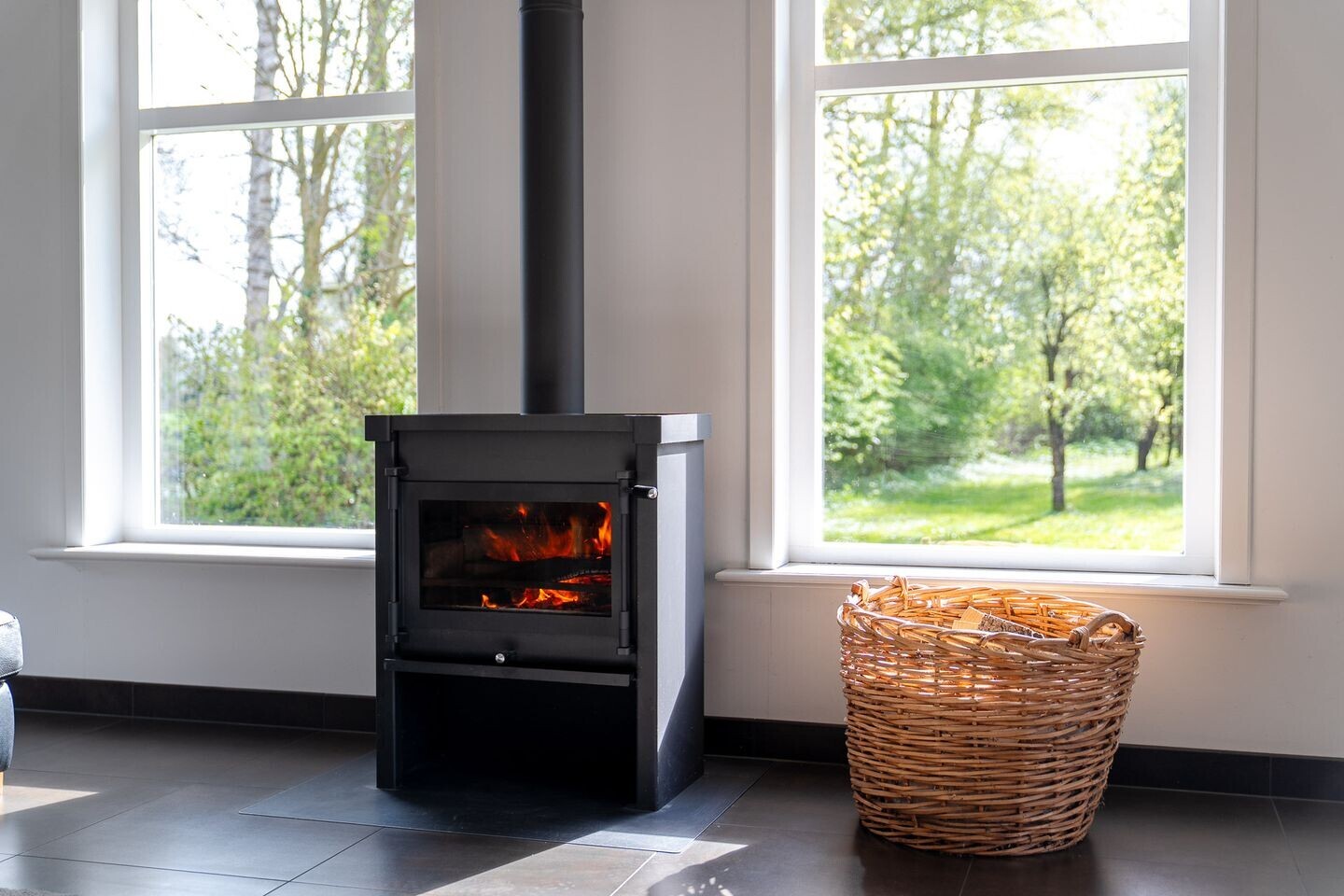 Vrijstaande woning te koop: Hoofdstraat 267, Oostwold