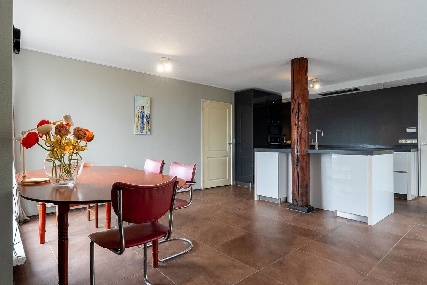 Vrijstaande woning te koop: Hoofdstraat 267, Oostwold