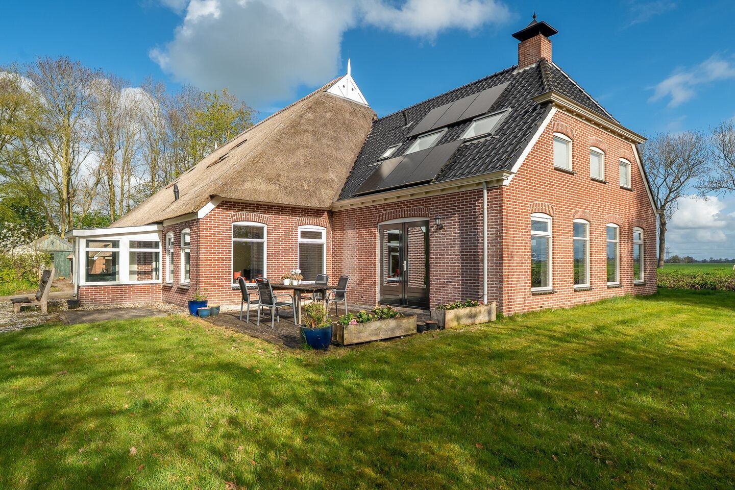 Vrijstaande woning te koop: Hoofdstraat 267, Oostwold