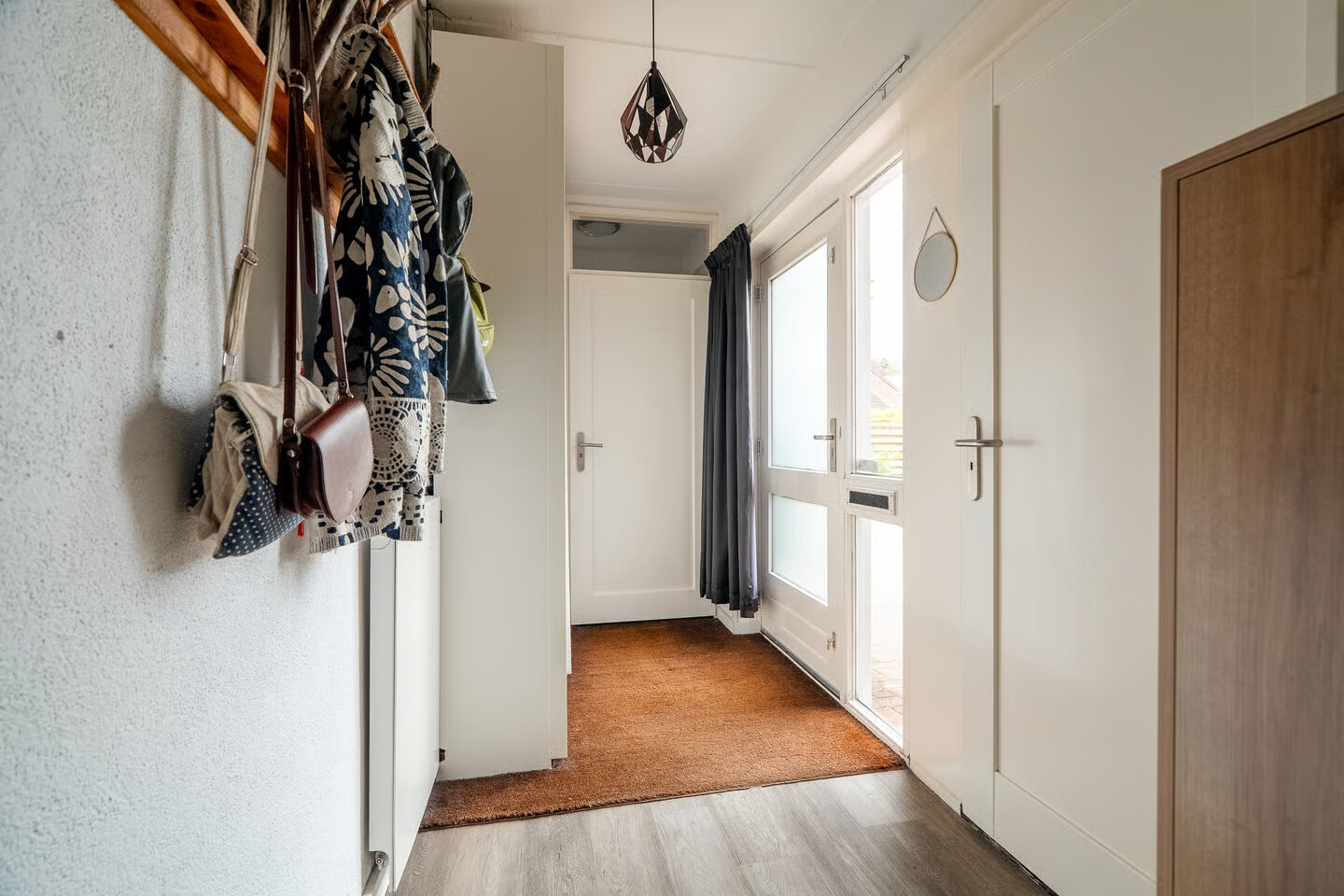 Tussenwoning te koop: Juursemakluft 5, Grijpskerk