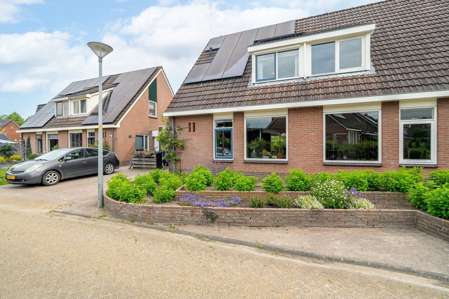 Tussenwoning te koop: Juursemakluft 5, Grijpskerk