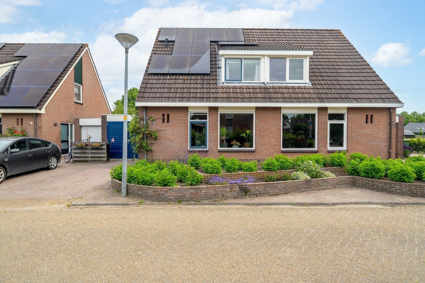Tussenwoning te koop: Juursemakluft 5, Grijpskerk