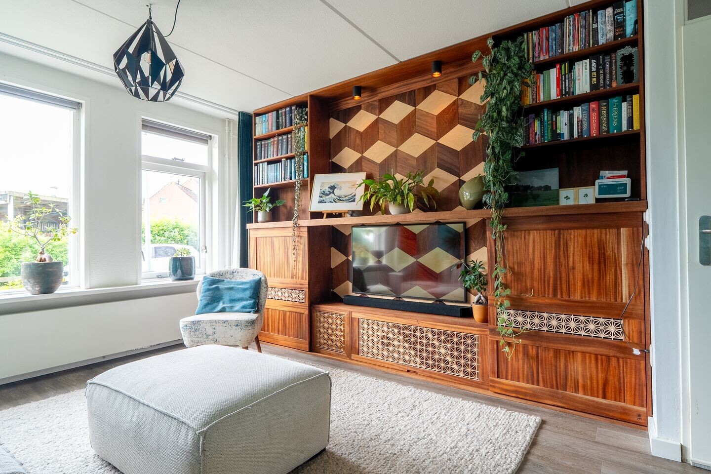 Tussenwoning te koop: Juursemakluft 5, Grijpskerk