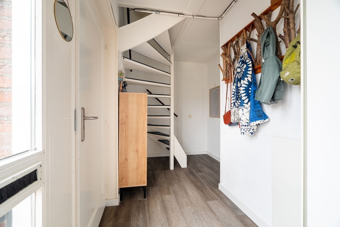 Tussenwoning te koop: Juursemakluft 5, Grijpskerk