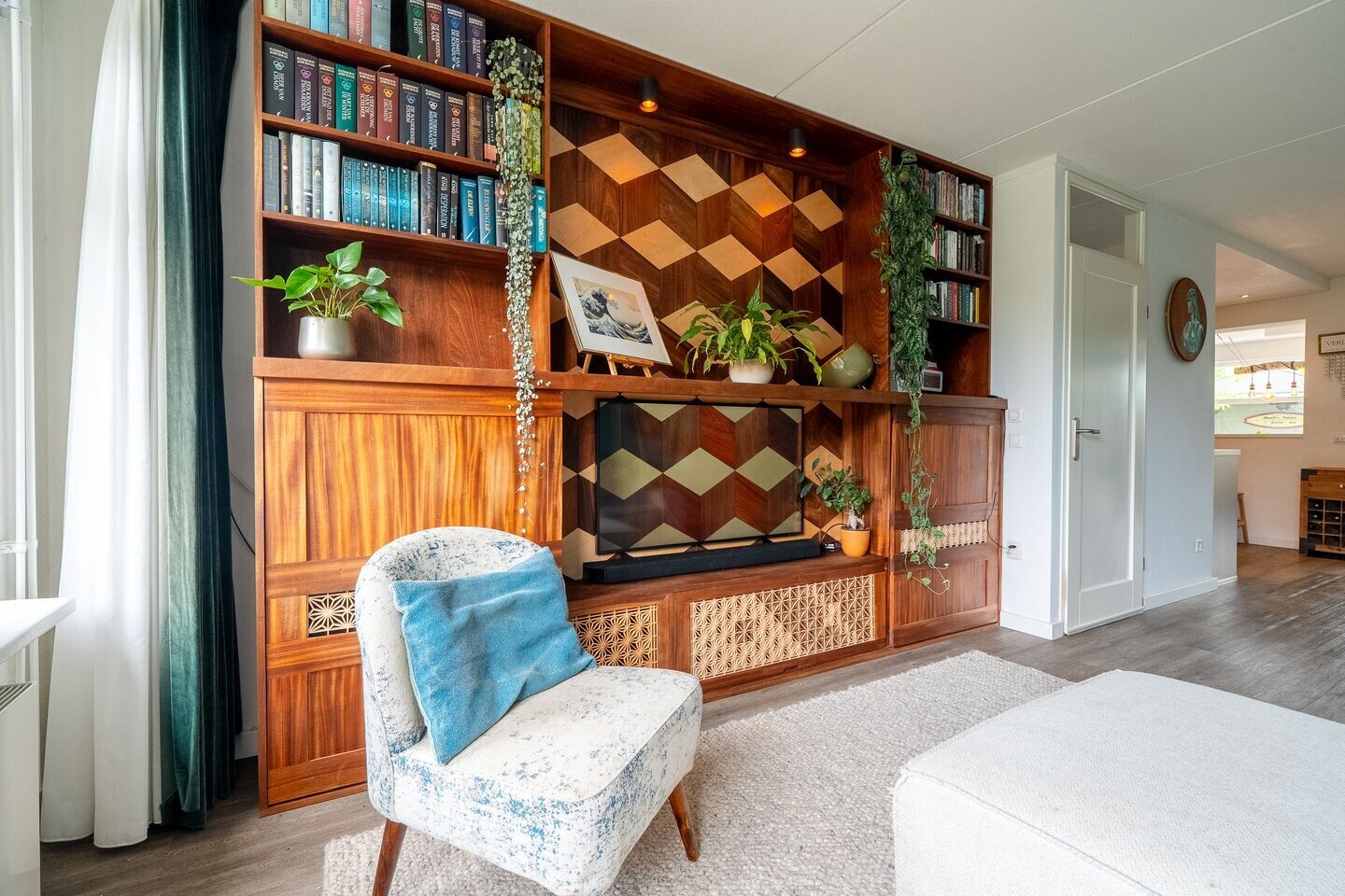 Tussenwoning te koop: Juursemakluft 5, Grijpskerk